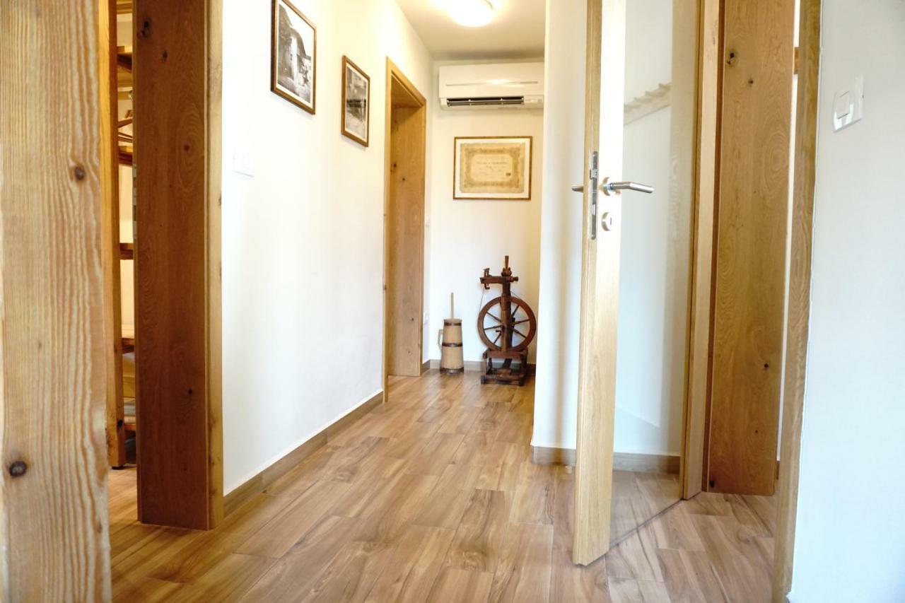 Ecohouse Furlan - Apartment Pinja コバリード エクステリア 写真